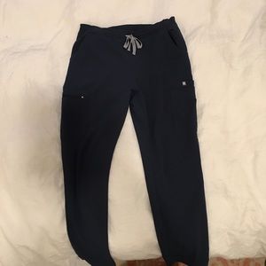 FIGS yola skinny scrubs size M (dark harbor)